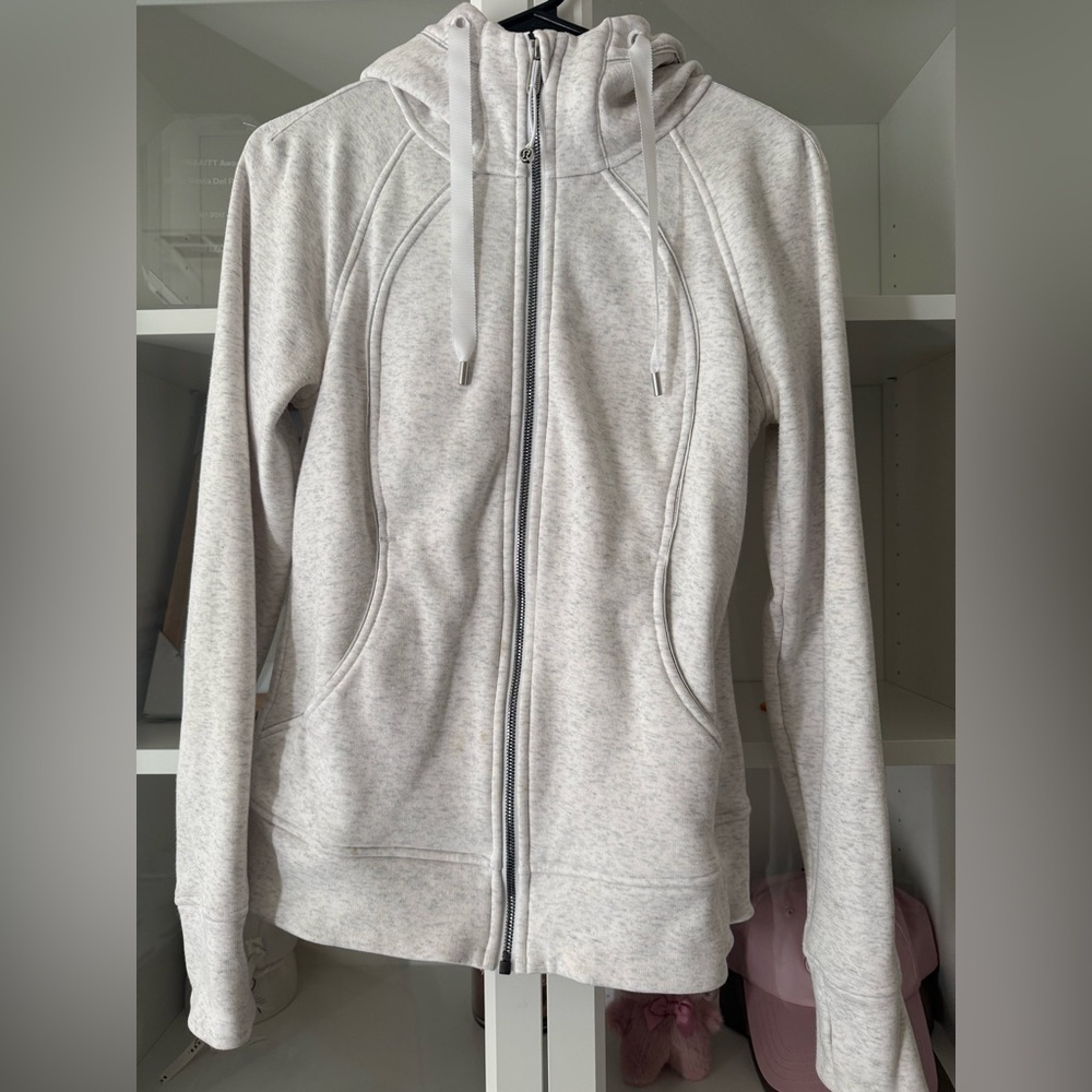LULULEMON HEATHER GRAY SCUBA SIZE 6